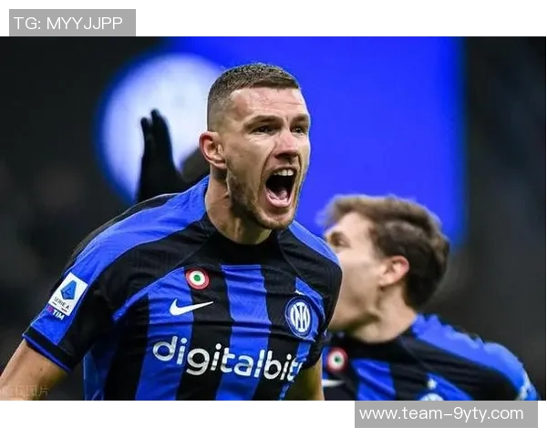 一日蓝黑终生蓝黑国米官方致敬哲科展现忠诚与热爱