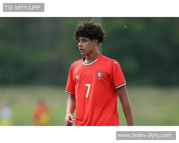 弗朗西斯科王入选葡萄牙U16大名单C罗儿子迷你罗同队引关注