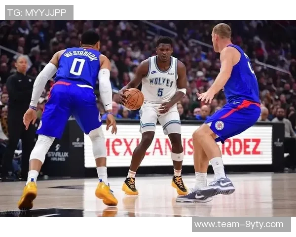 小波特称赞泰瑞斯马丁在训练营表现出色展现强大统治力