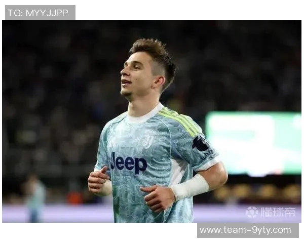 意媒报道小孔塞桑因旧伤复发半场被替换下场引发关注