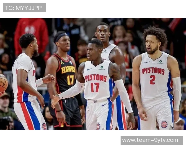 快船四连胜展现三分火力卡登与队友携手北伐勇夺胜利